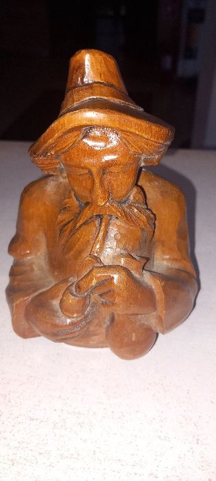 Statueta din lemn masiv  13cm inaltime