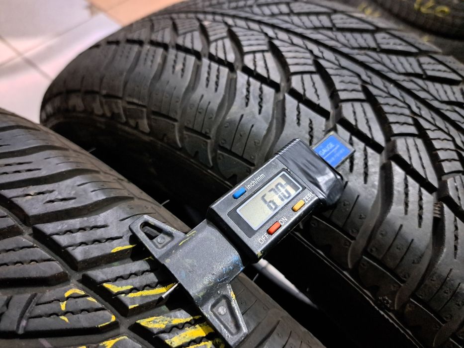 * 2 anvelopa 205/65/16 Goodyear