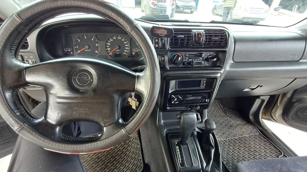 Фронтера Б 2.2 дизел автомат