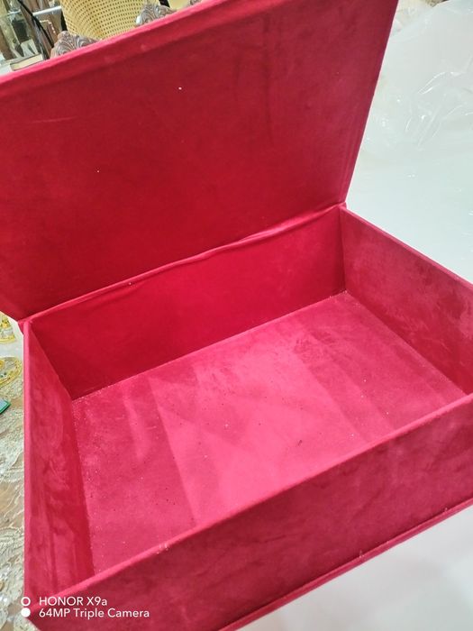 Qizil quti Sarpo solish uchun