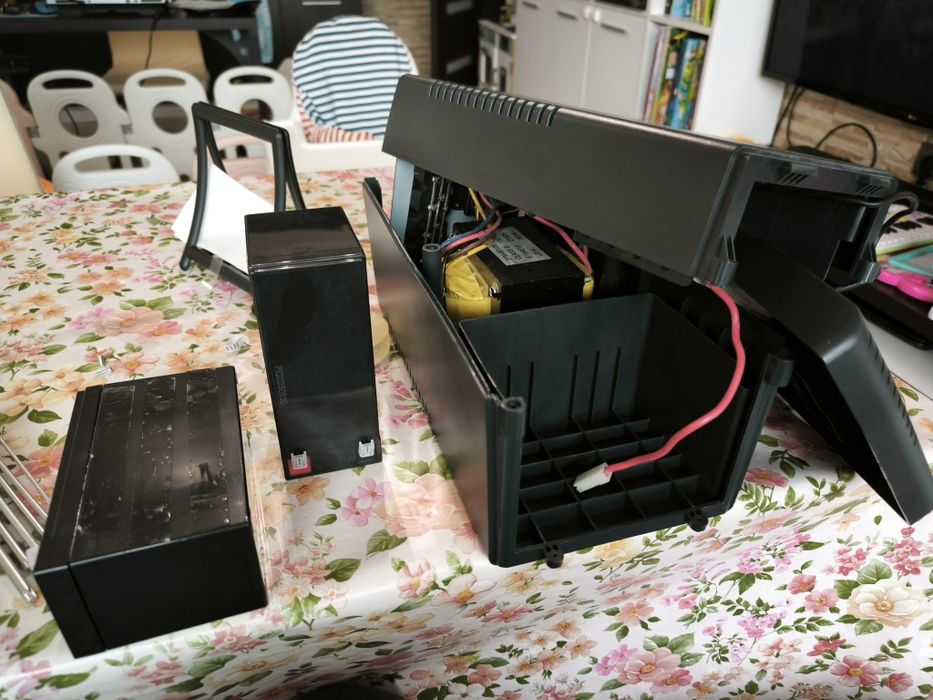 Продавам UPS Eaton  NOVA AVR