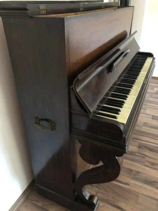 Пиано A.Dumas Fils & Colin
