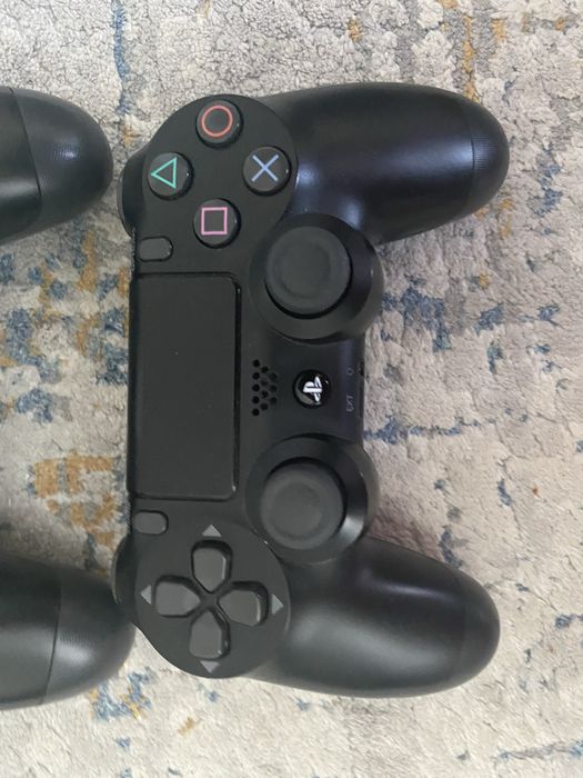 Продам ps4 Slim 500gb