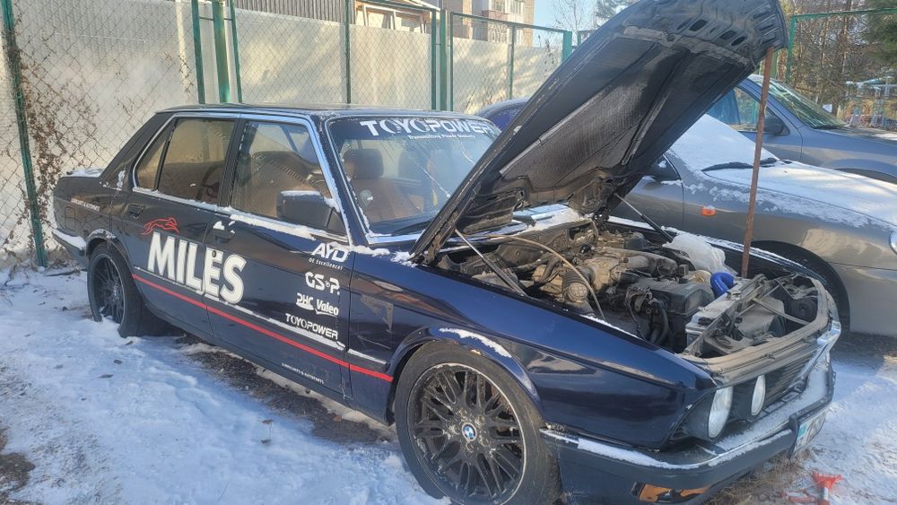 Продам BMW E28 5 серия 2JZ GE
