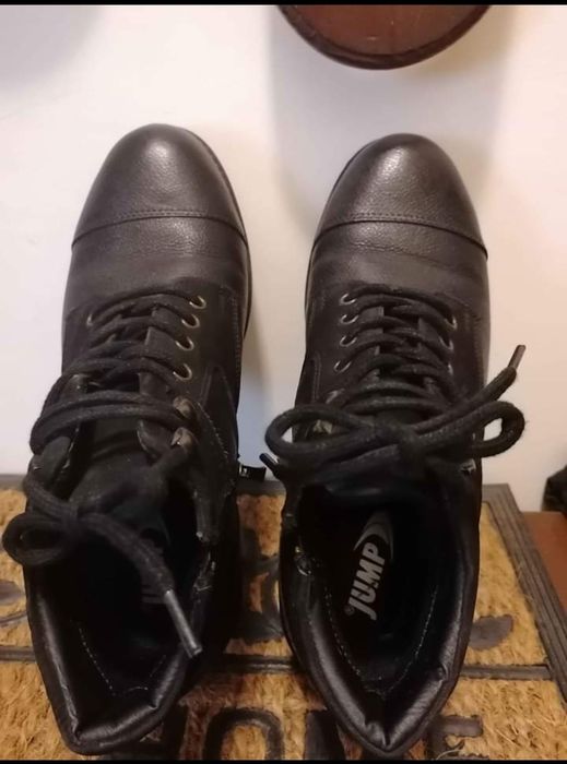 Дамски обувки и сандали