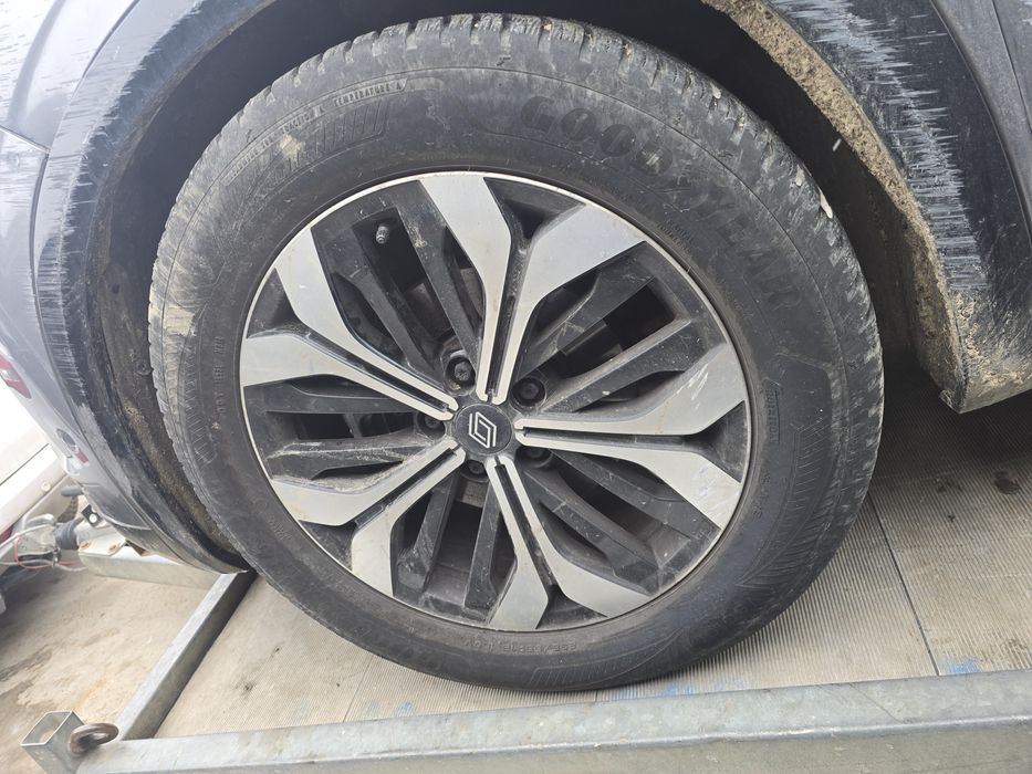 Janta Aliaj Renault Austral