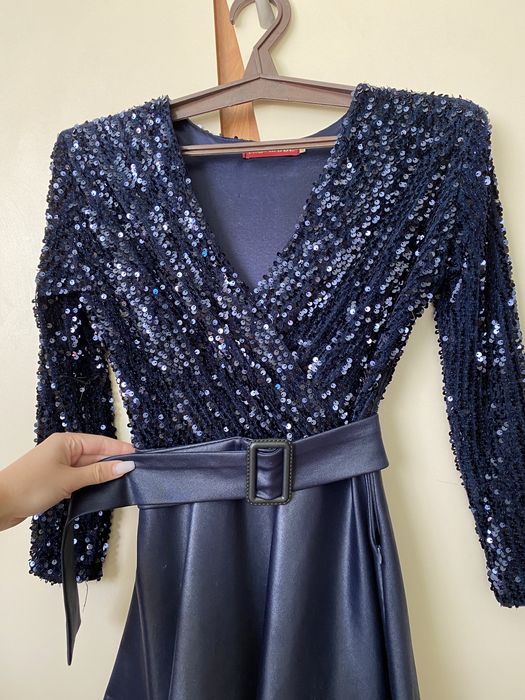 Продаю платье (б/у)