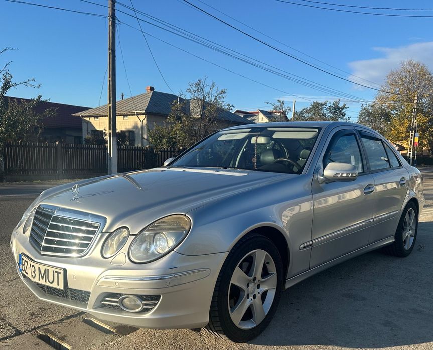 Vând Mercedes Benz W211