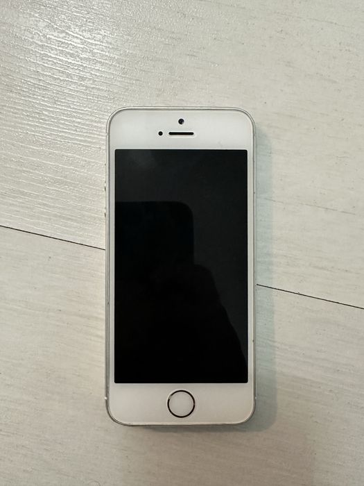 Продается iPhone 5s