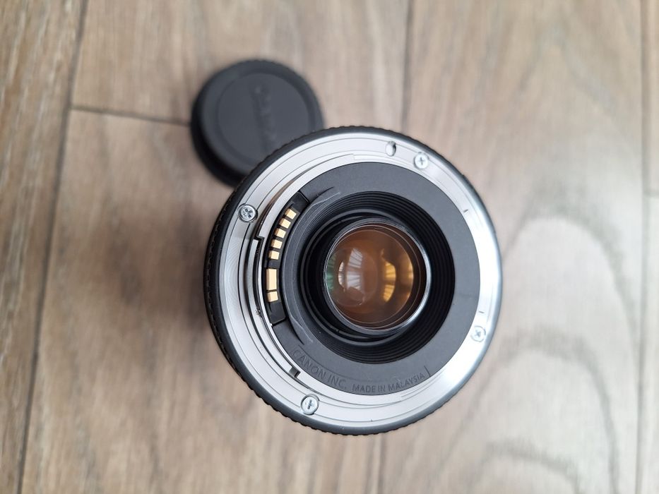 Obiectiv Canon 75-300mm