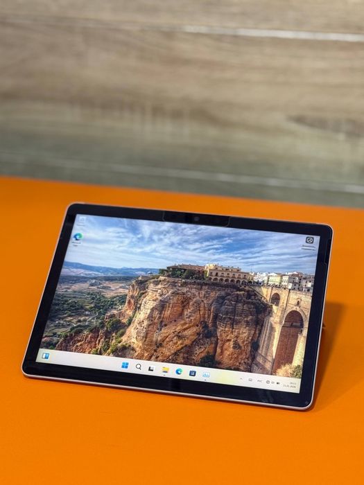 Продается Microsoft Surface Go3