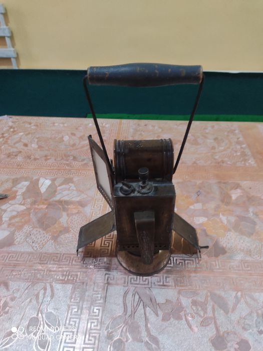 Chiroq qadmiy antikvar