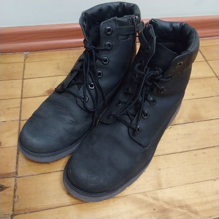 Продам обувь на осень для мальчика