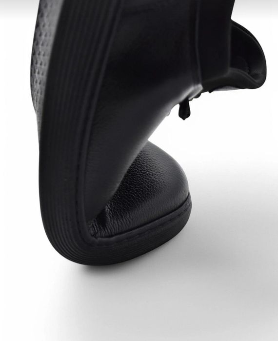 Унисекс ортопедични спортни обувки от естествена кожа