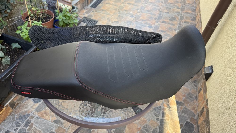Vand șa confort Honda Transalp XL750