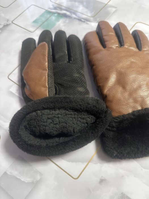 Перчатки зимные,теплые