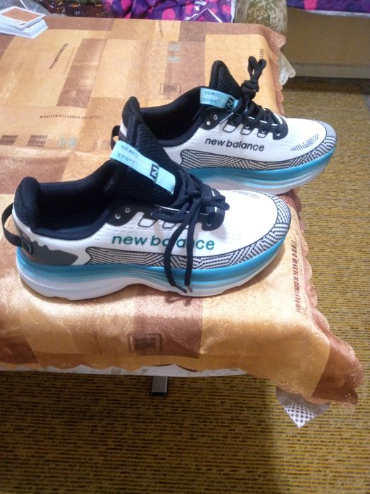 Цена за пару 450т. Сум