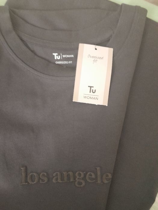 Футболка женская.