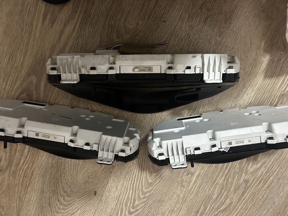 Щитока прибор U4