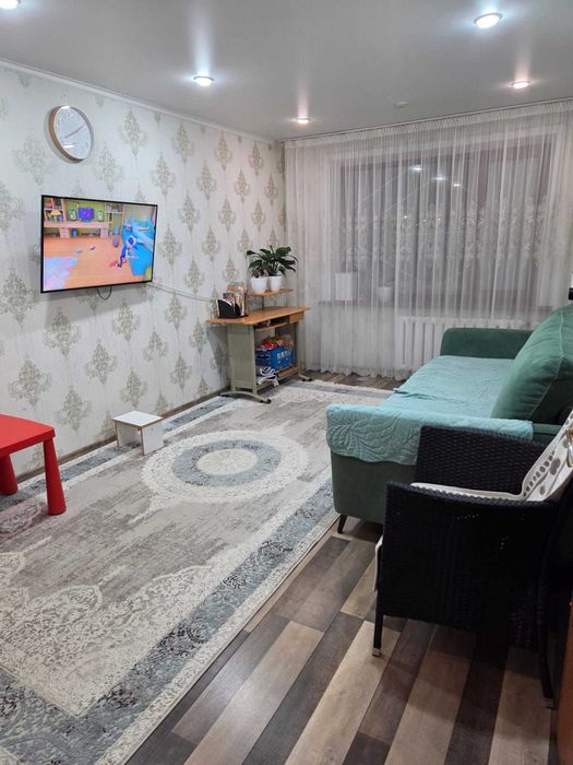 Продам 3 ку за достыком