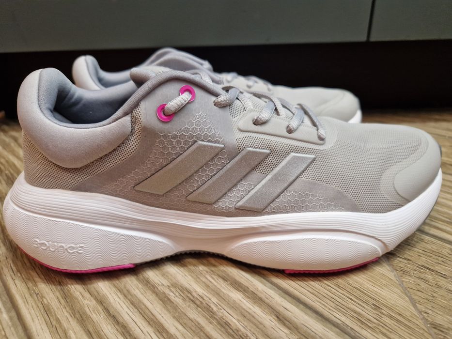 Оригинални дамски маратонки ADIDAS BOUNCE