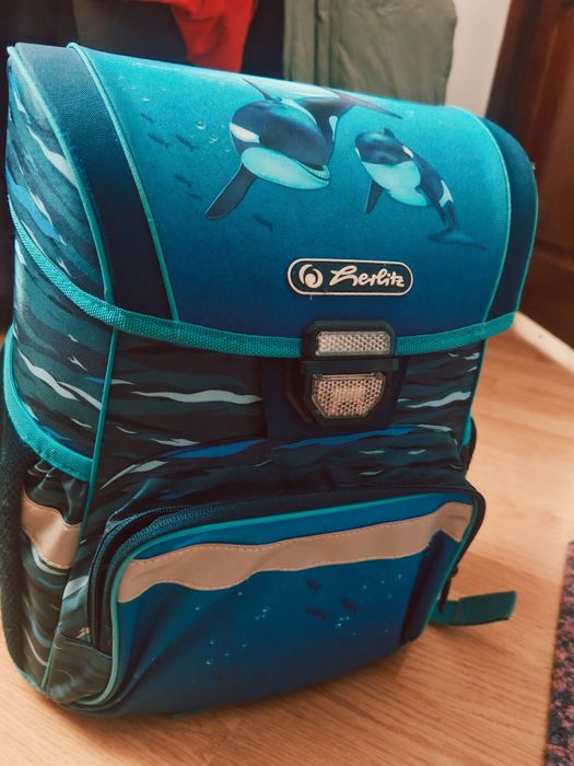 Ghiozdan neechipat Herlitz Loop,motiv Blue Shark