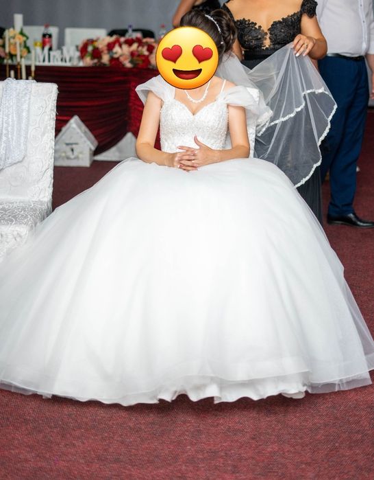 Vand Rochie de mireasa
