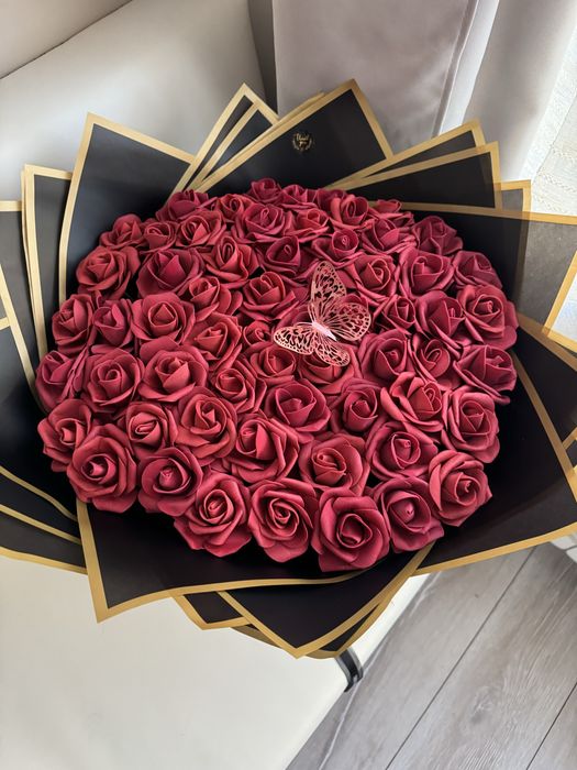 Луксозни букети от рози