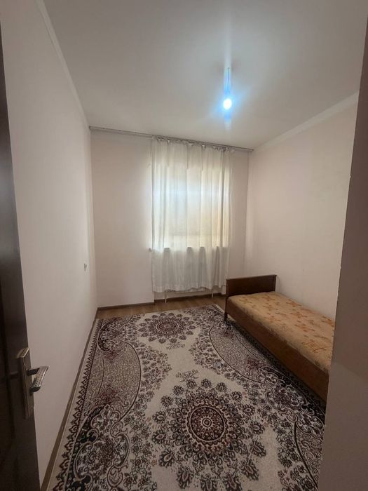 Sergeli 5 a uy sotiladi