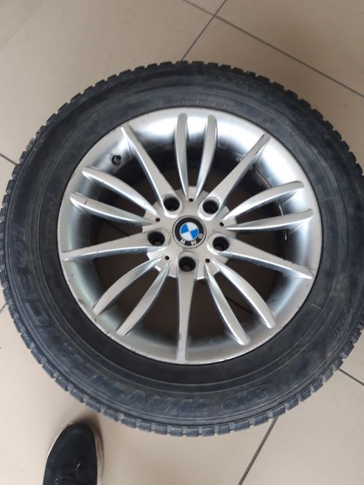 R16 BMW 215-65 dunlop