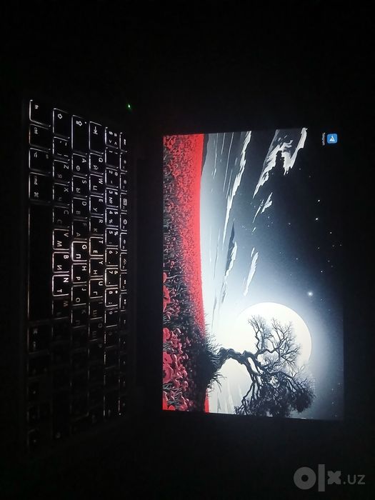 MacBook Pro 13 — Ishonchli Apple noutbuki sotiladi (Arzon narxda)