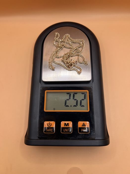 Продам золотую цепочку.