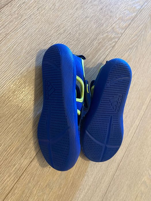 Нови Adidas altaventure-31 номер.