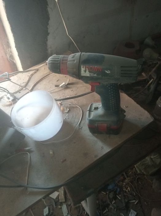 Drel shrupover batareyali