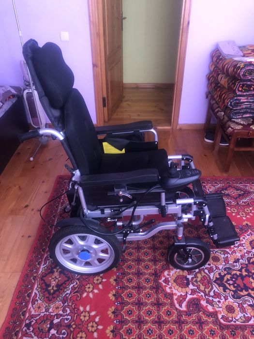 Инвалидная коляска