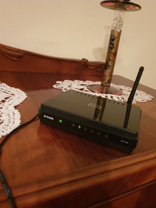 Vand Router Wireless D-Link DIR-300 4 porturi