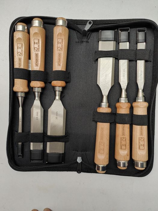 Set de 6 dalti lucrari sculptura lemn Parkside