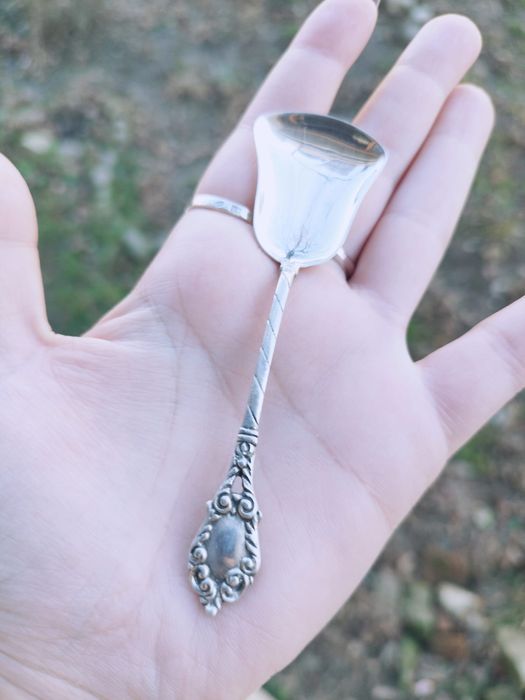 Lingurita argint 800, model floral , Germania, pentru zahar, copii