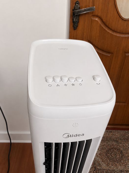 Воздухоохладитель Midea AC100-25A белый