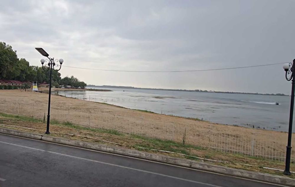 Продается дом на берегу ТашМоря 6 соток 5 комнат
