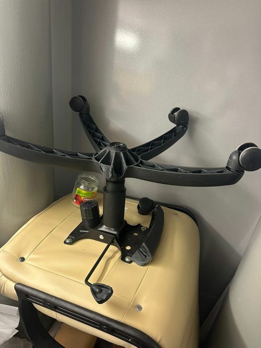 Ремонт офисных кресел, стульев, столов и т.д