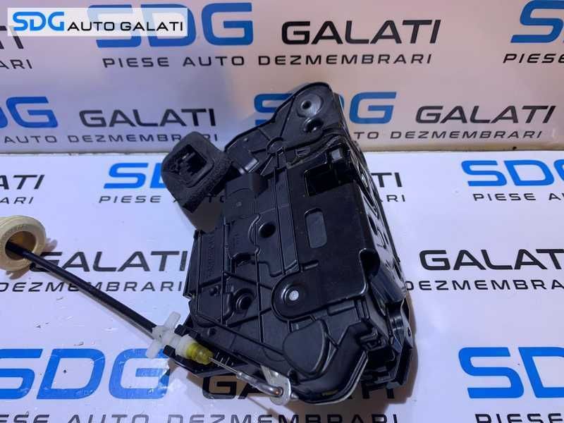 Broasca Incuietoare Usa Portiera Dreapta Fata cu 7 Pini Skoda Yeti 2010 - 2013 Cod 5K2837016 [V0474]