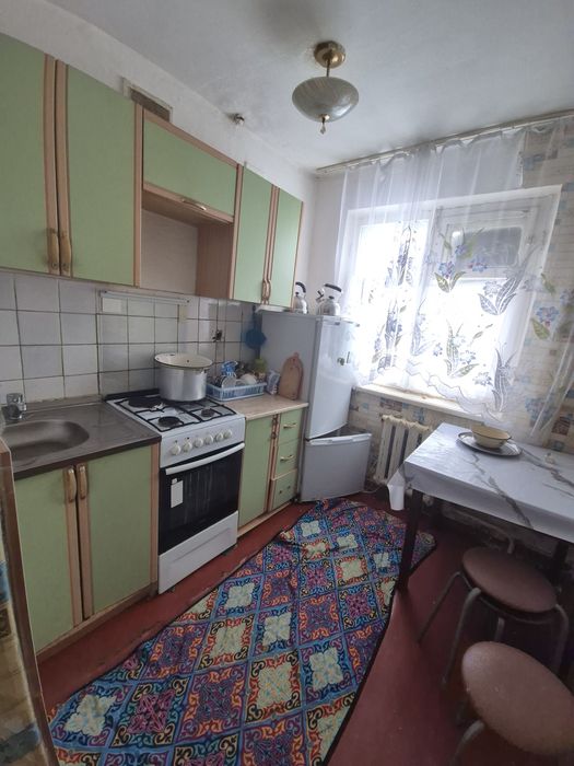 Үш болме үи сатылады