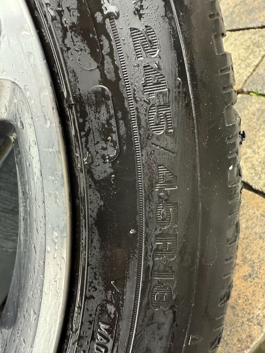 mercedes 245/45/18 Dunlop Дот 23г - 1400лв Комплекта