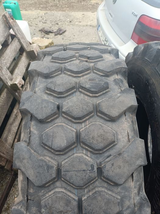 Cauciucuri 14.5 R20 Continental