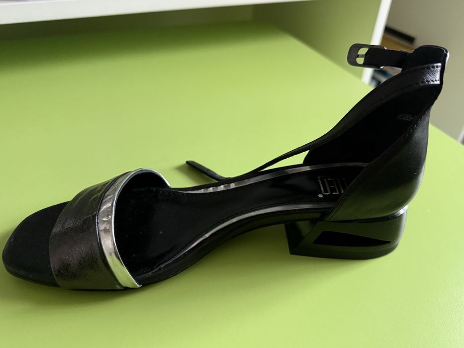 Летни сандали от естествена кожа