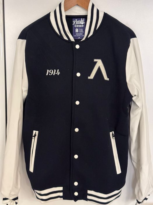 ПФК Левски екипировка