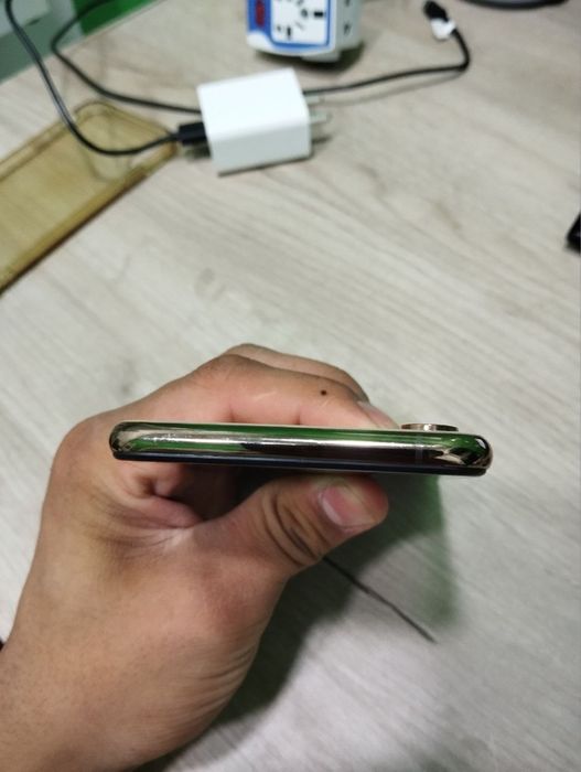 iPhone iPhone XS Max gold