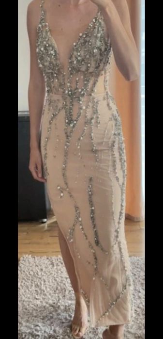 Rochie bijuterie / deosebita