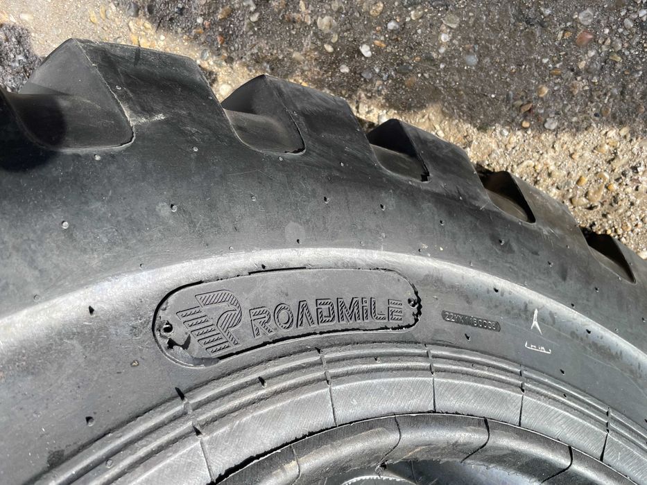 17.5-25 cauciucuri noi cu 20 pliuri pentru incarcator